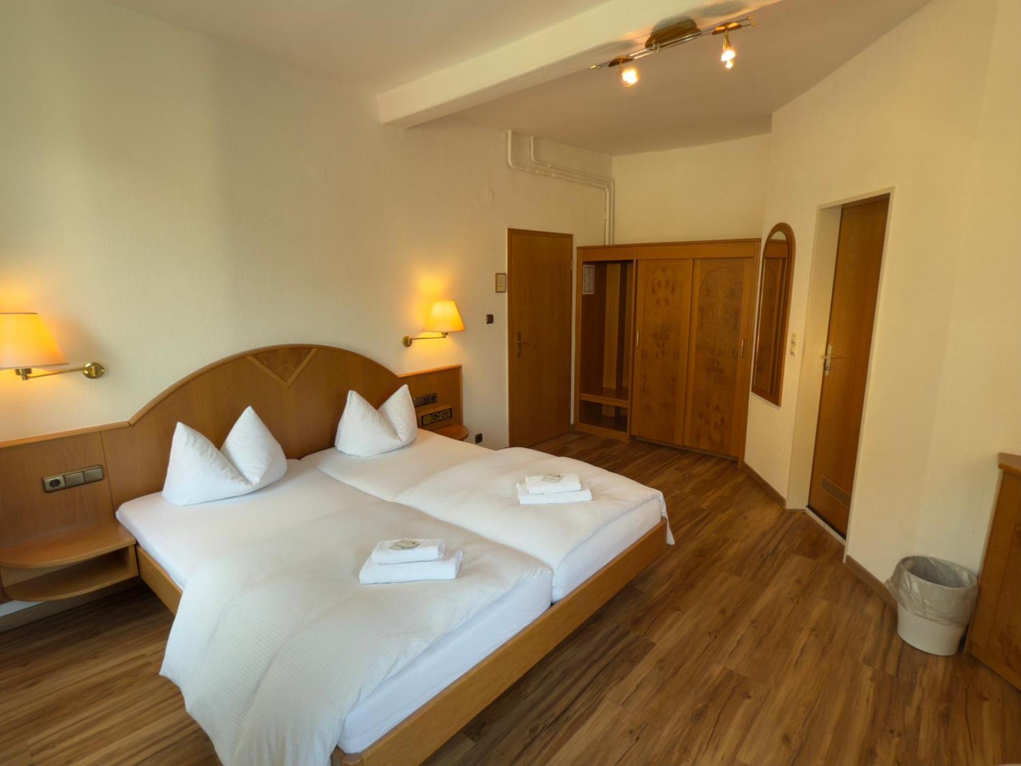 Hotel "Zur Schoenen Aussicht" Кохем Экстерьер фото